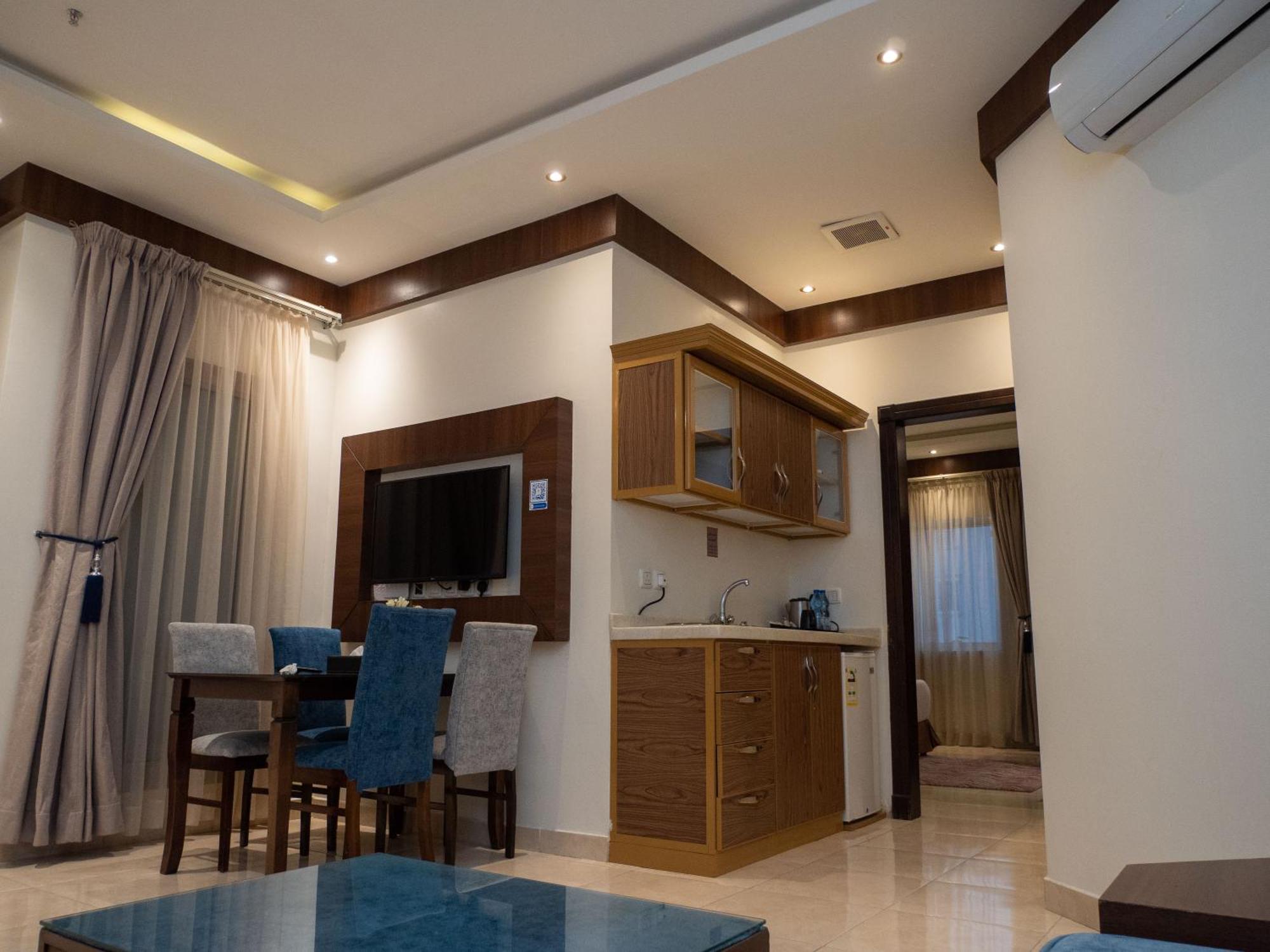 Innyar Hotel Riyadh Exterior photo